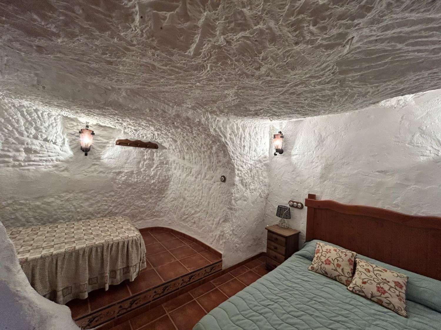 Maison troglodyte tout simplement magnifique à Freila - 7 chambres, 4 salles de bains et terrasse