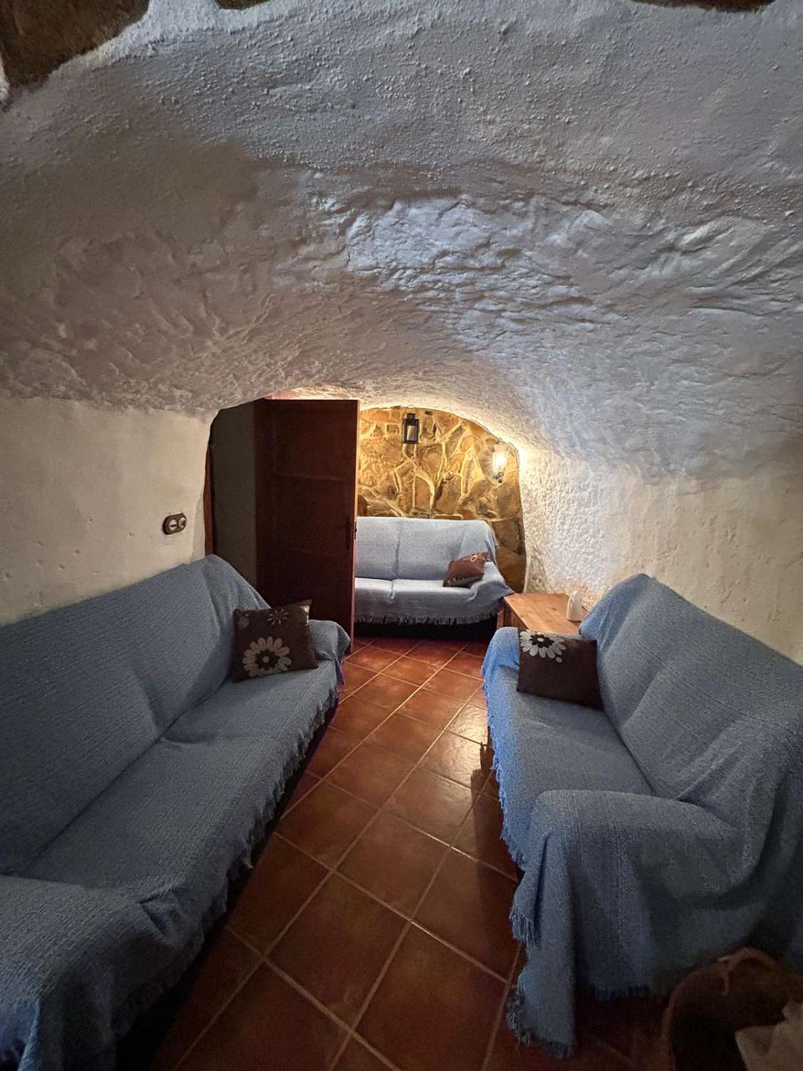 Impresionante casa cueva en Freila: 7 habitaciones, 4 baños y terraza