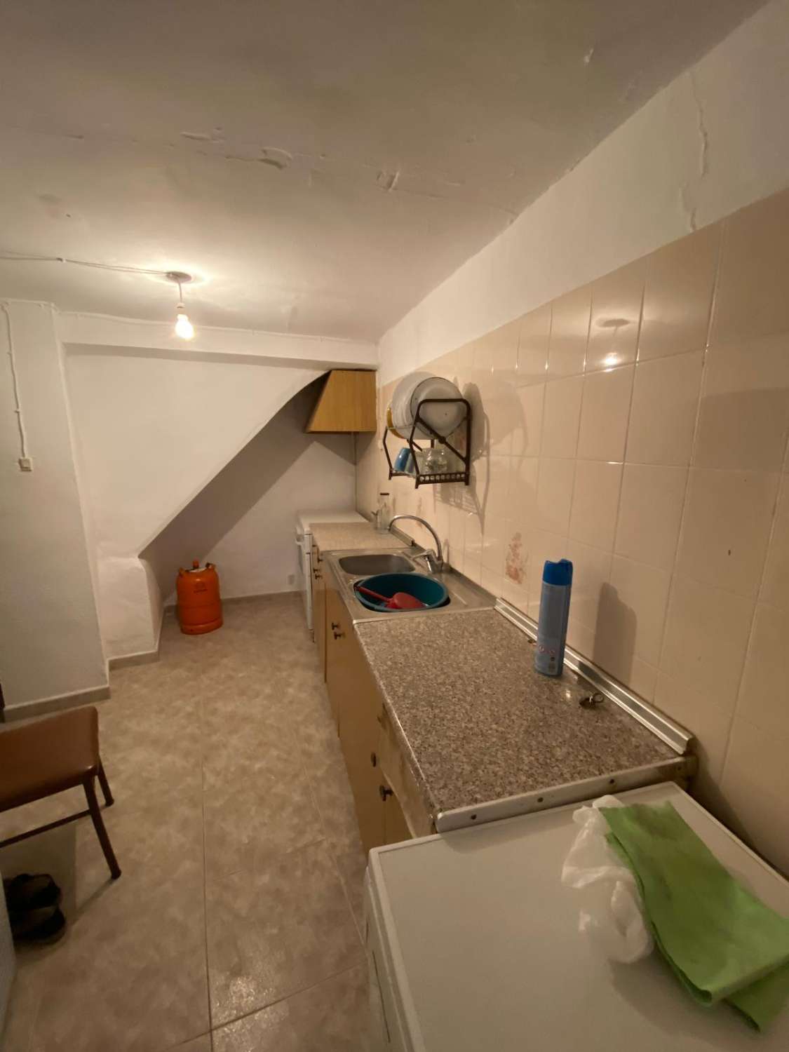 Encantadora casa adosada de 3 dormitorios y 2 baños con patio exterior en Maria