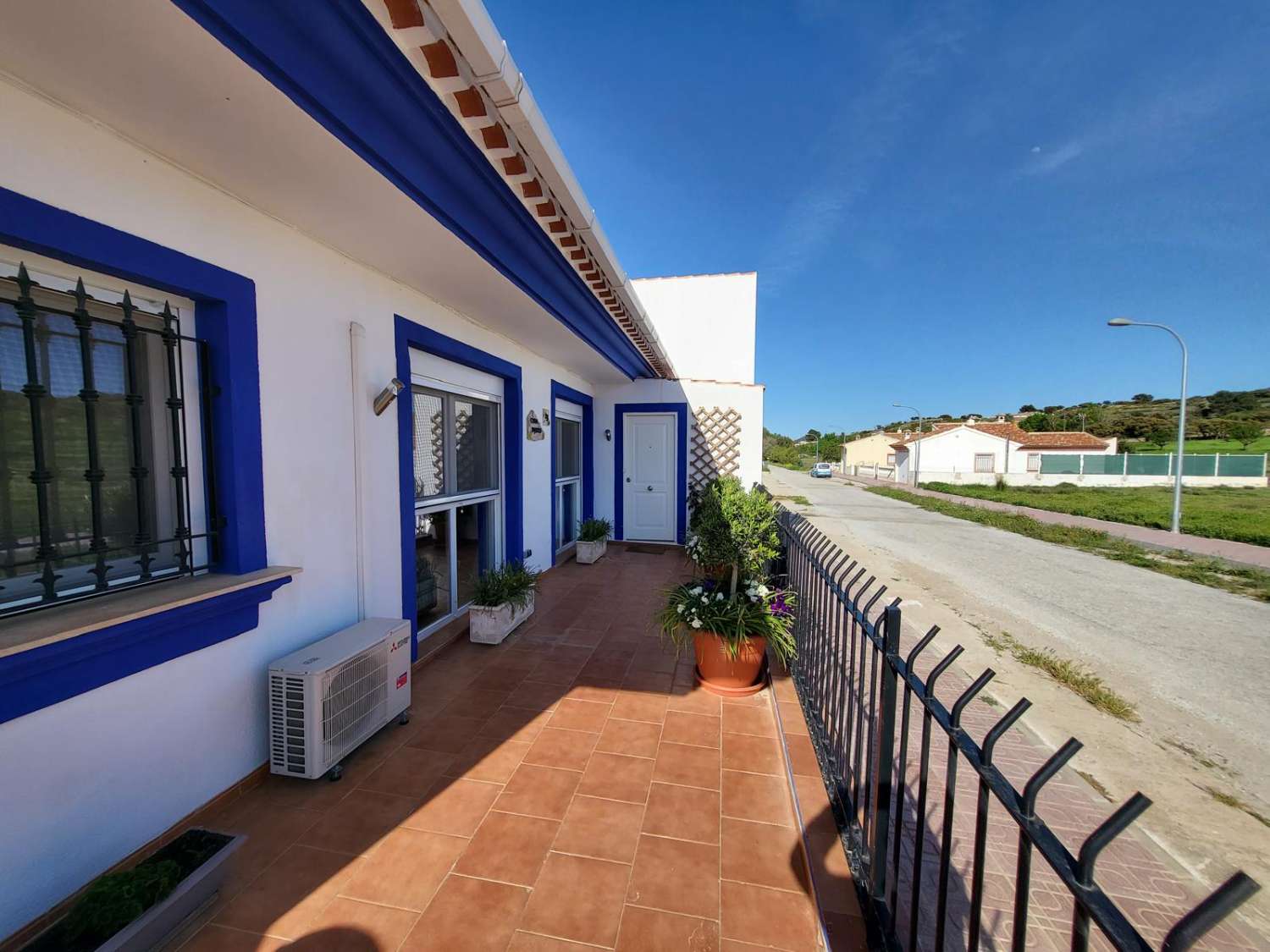 Immaculate 4 bed, 2 bath Villa in lovely Hamlet, 10 mins from Chirivel & Velez Rubio