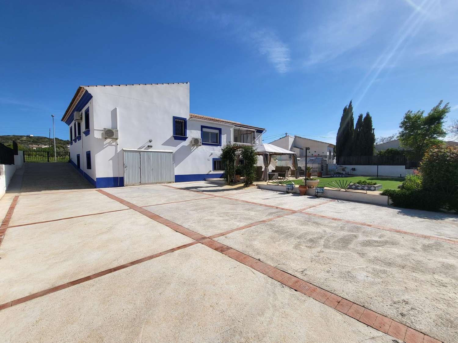 Immaculate 4 bed, 2 bath Villa in lovely Hamlet, 10 mins from Chirivel & Velez Rubio