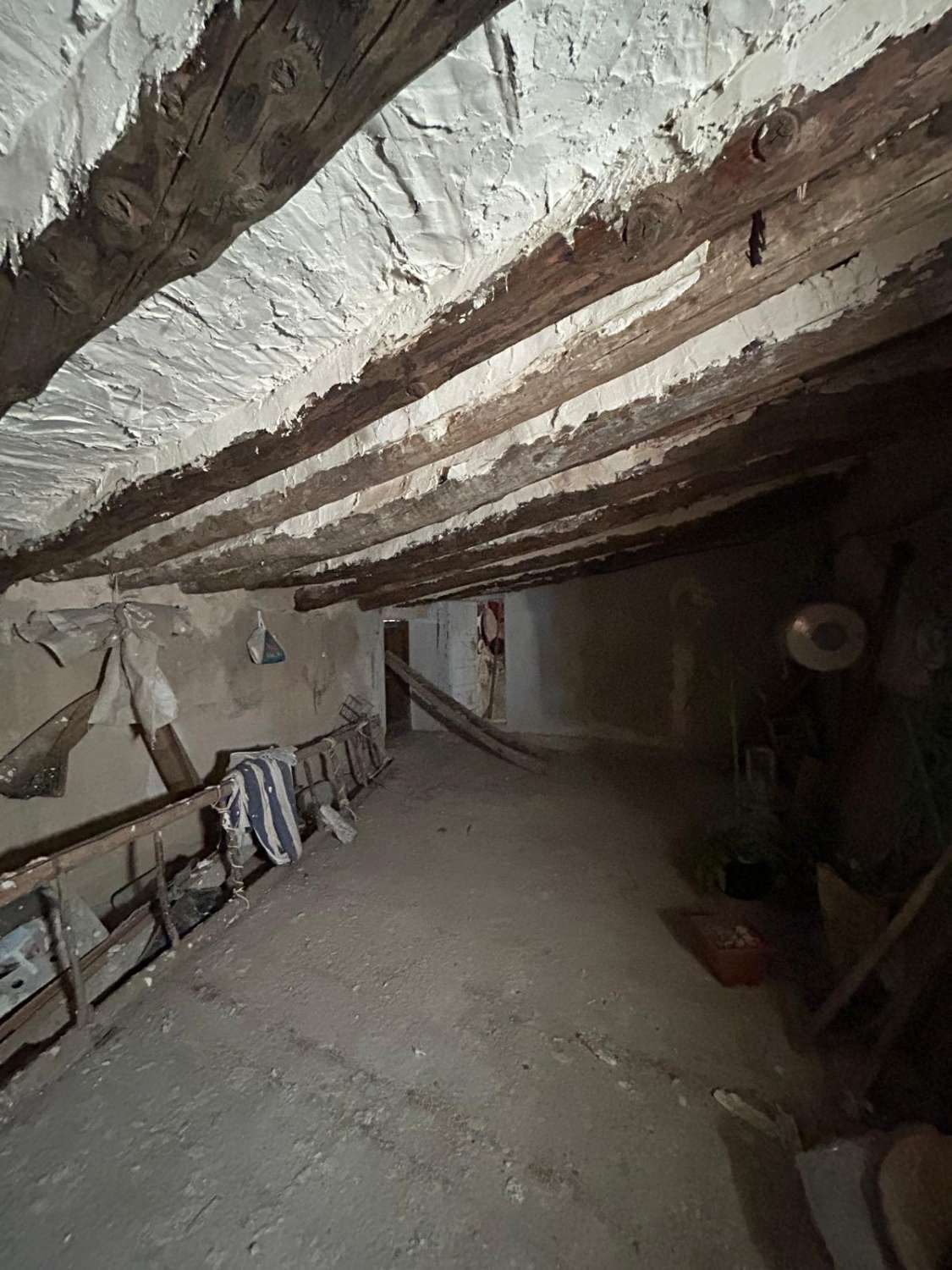 Maison de village de 5 chambres et 1 salle de bain à Oria avec terrain à l'avant et à l'arrière de la propriété