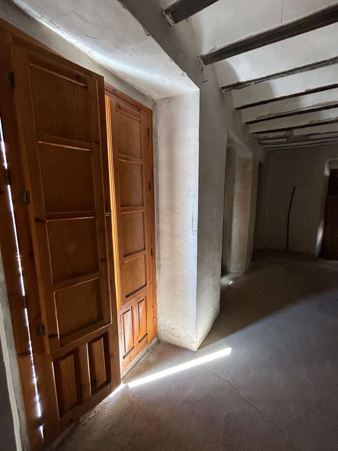 Casa grande con antigua pescadería en planta baja en Vélez-Rubio