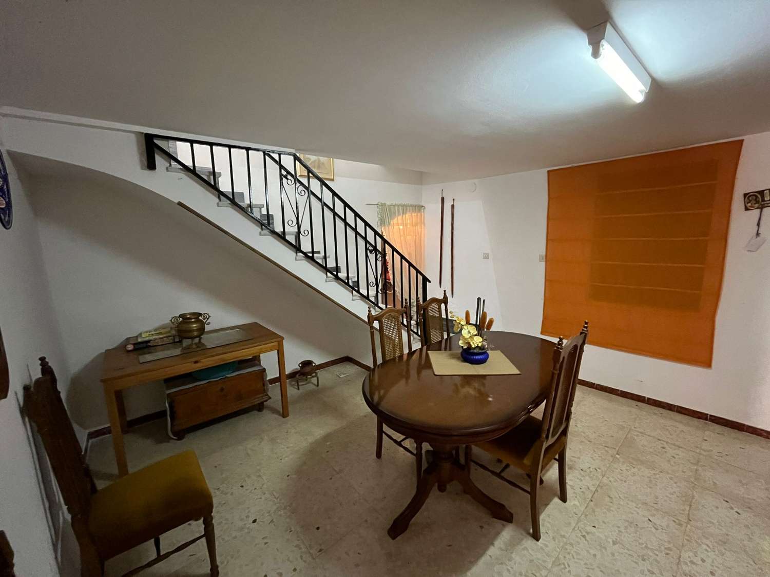 Haus mit 5 Schlafzimmern, 2 Bädern, Garage und Terrasse - Velez Blanco