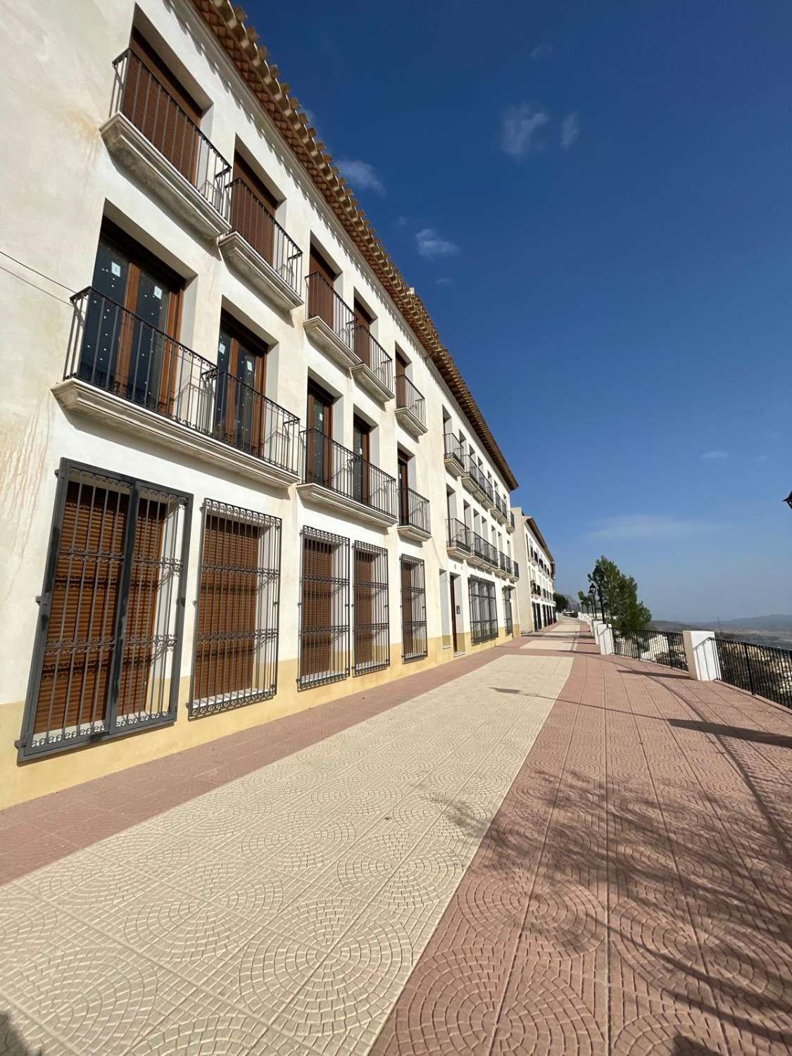 Luxuriöse 2-Bett-, 2-Bad-Wohnung mit atemberaubender Aussicht in Velez Blanco