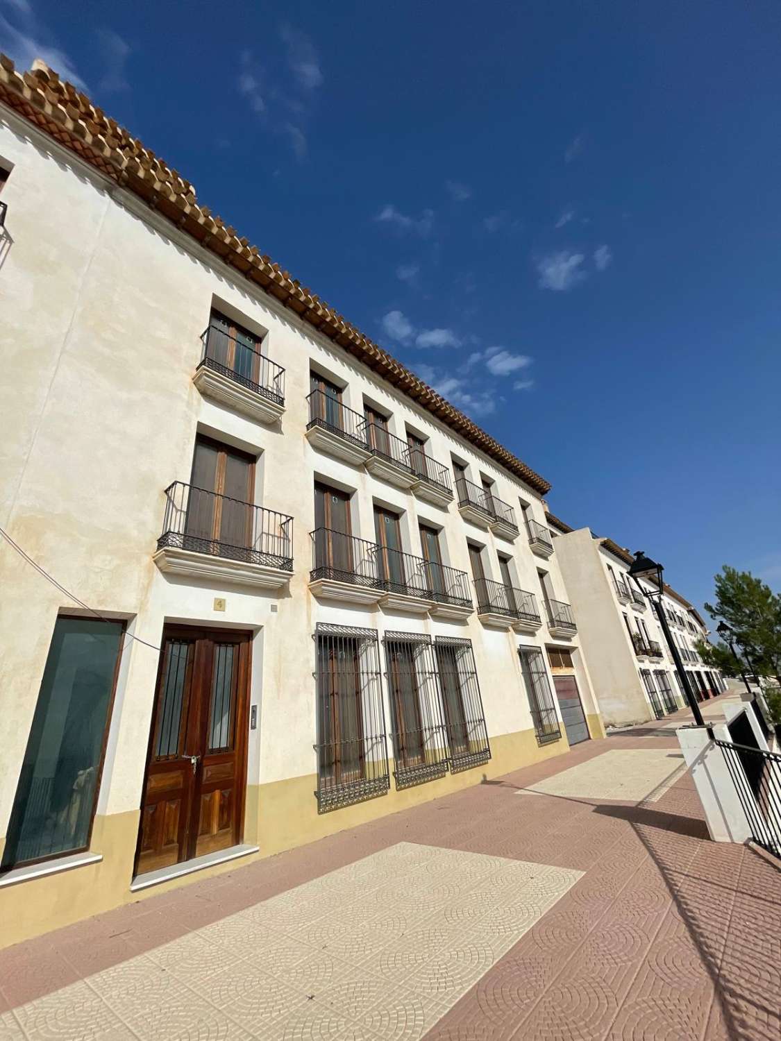 Luxuriöse 2-Bett-, 2-Bad-Wohnung mit atemberaubender Aussicht in Velez Blanco