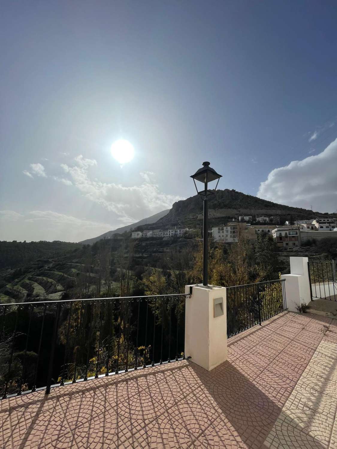 Luxuriöses Apartment mit 2 Schlafzimmern und 2 Bädern und atemberaubender Aussicht in bester Lage