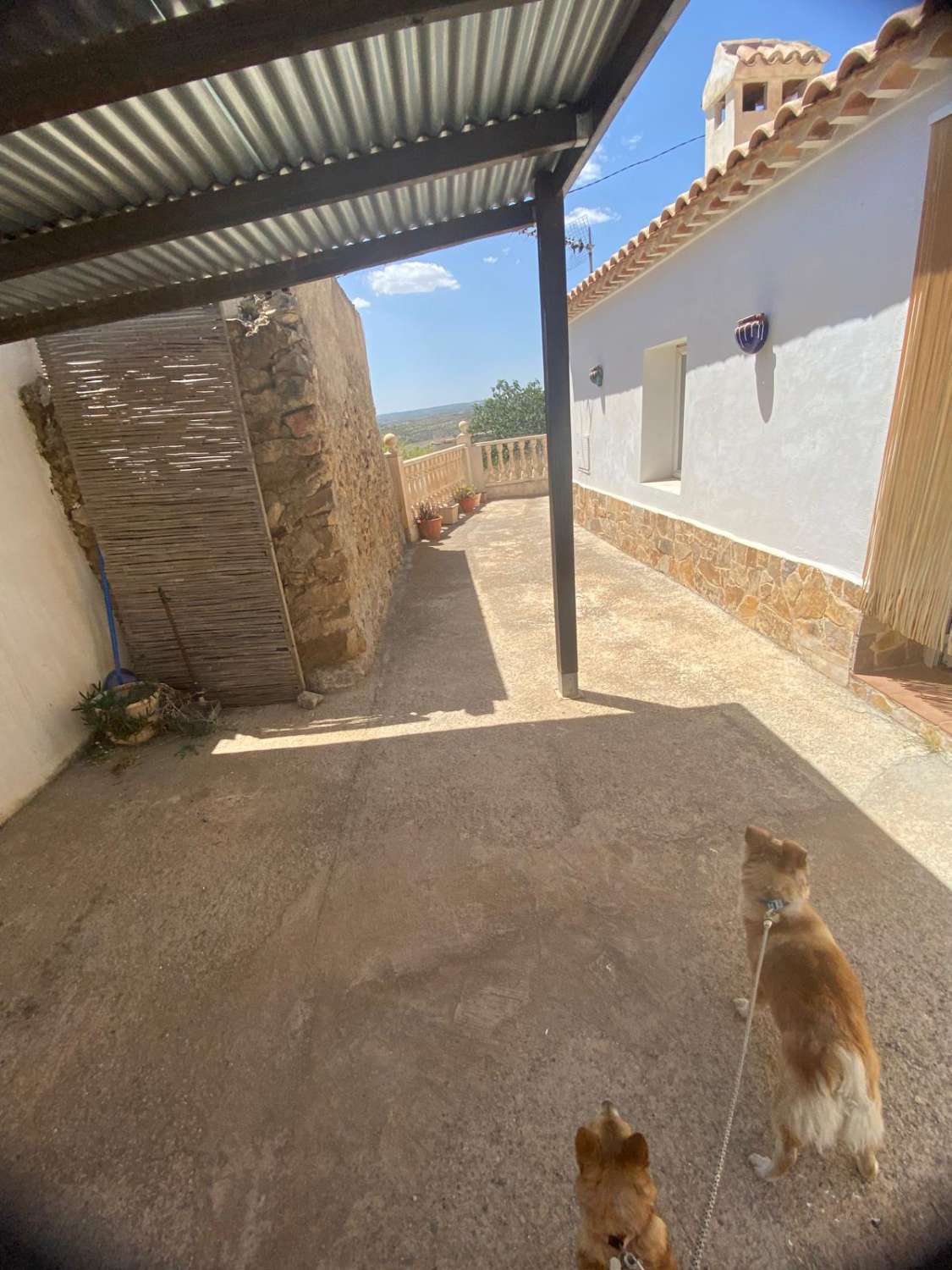 4  beautiful Villas for Sale in El Margen- great rental opportunity