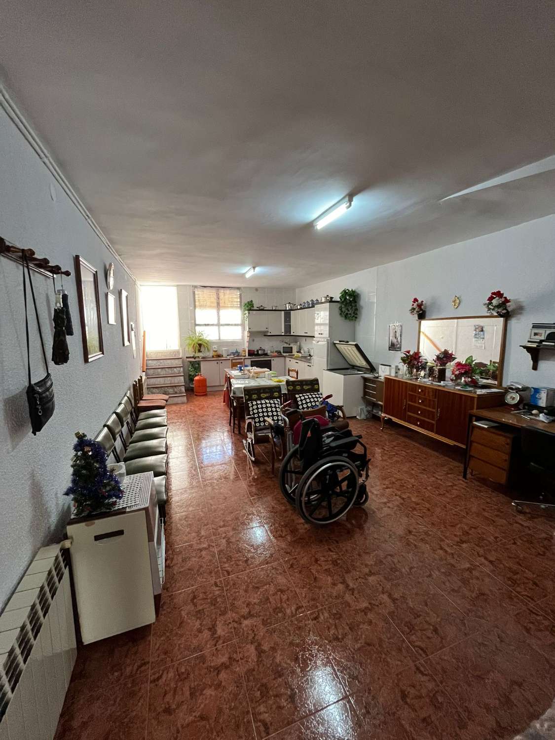 5 Bedroom, 2 bathroom house in Velez Blanco with patio garden