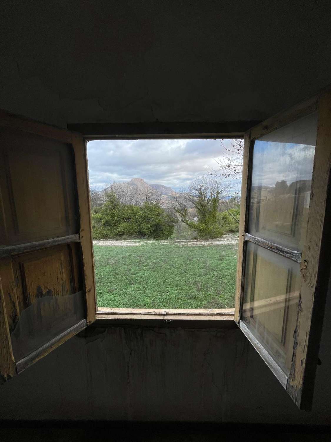 Casa de pueblo con terraza, 3 habitaciones.