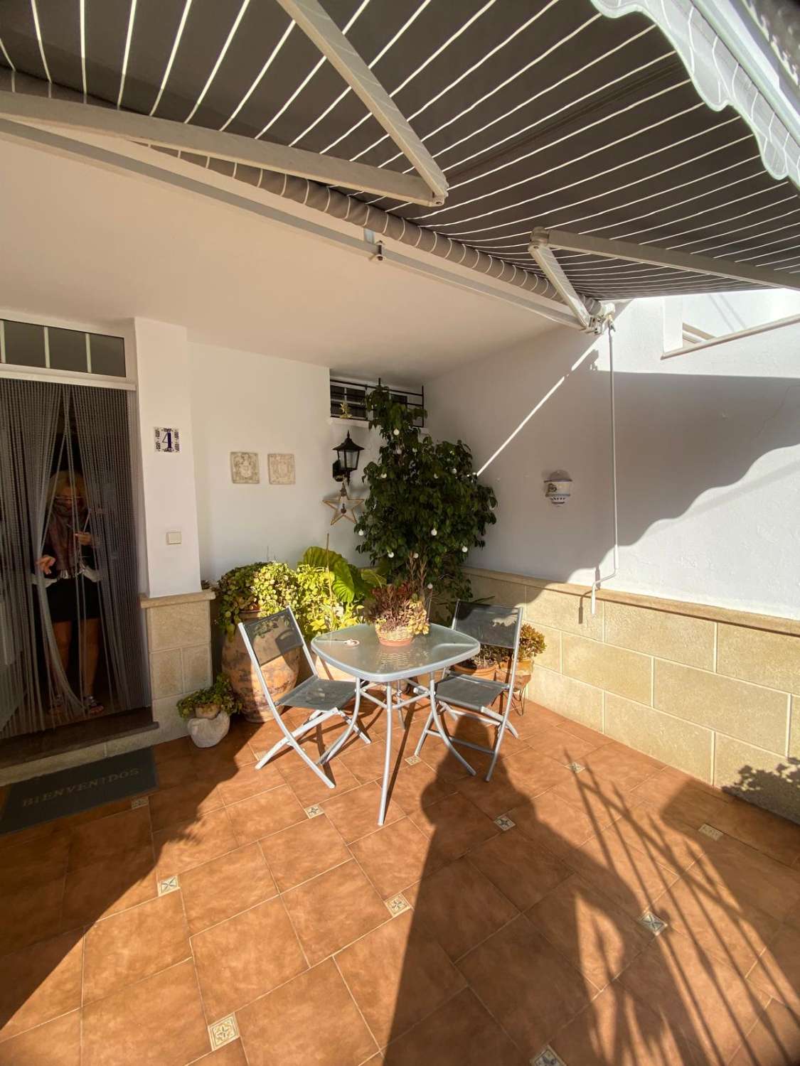 Casa de 5/6 habitaciones y 2 baños con 2 áreas de patio y garaje en una hermosa ubicación de Vélez Blanco