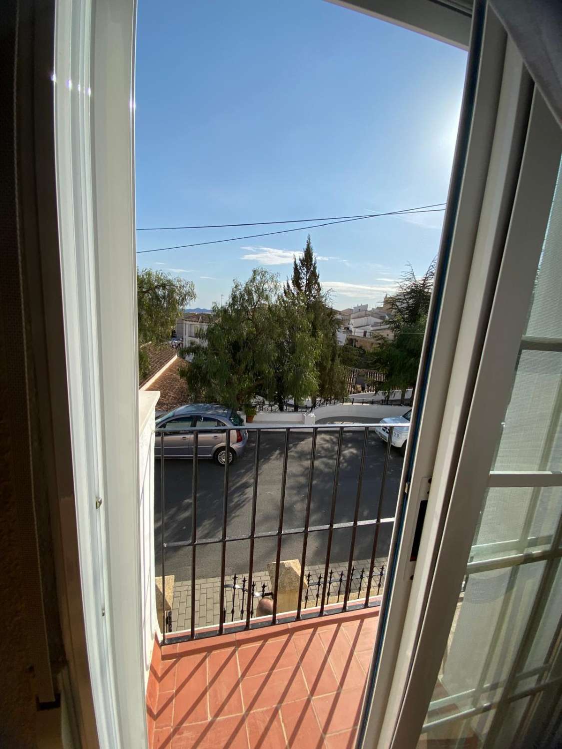 Casa de 5/6 habitaciones y 2 baños con 2 áreas de patio y garaje en una hermosa ubicación de Vélez Blanco