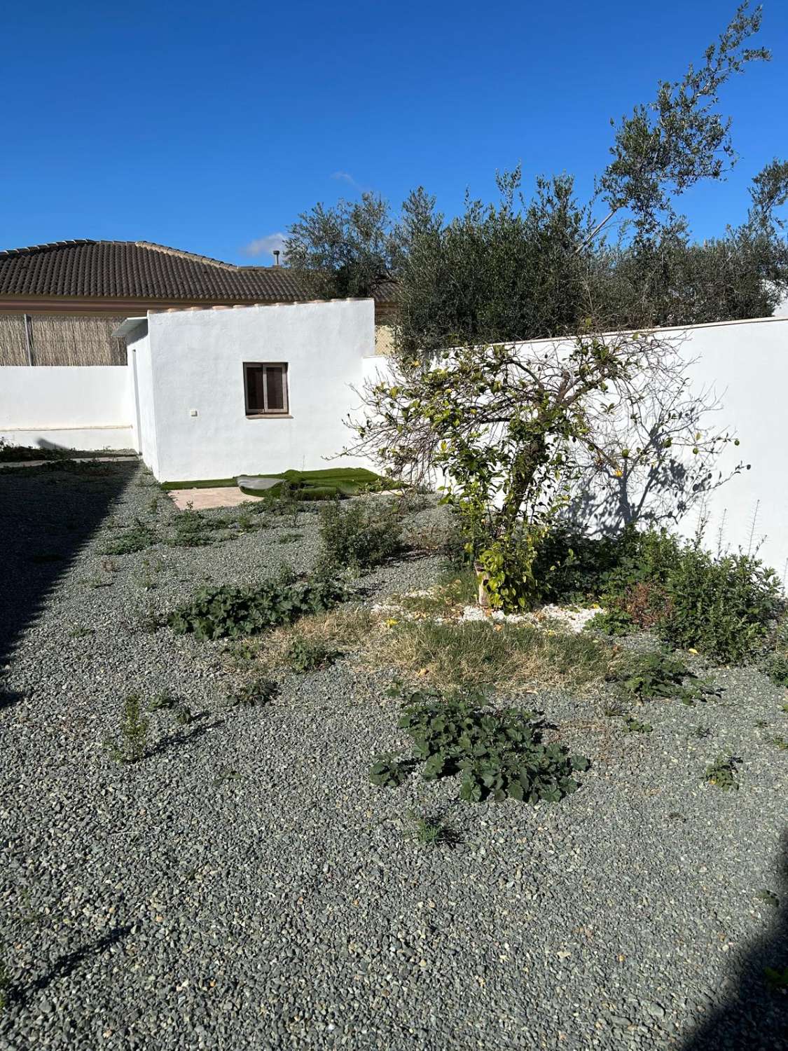 Three bedroom/ three bathroom villa in ever popular Arboleas