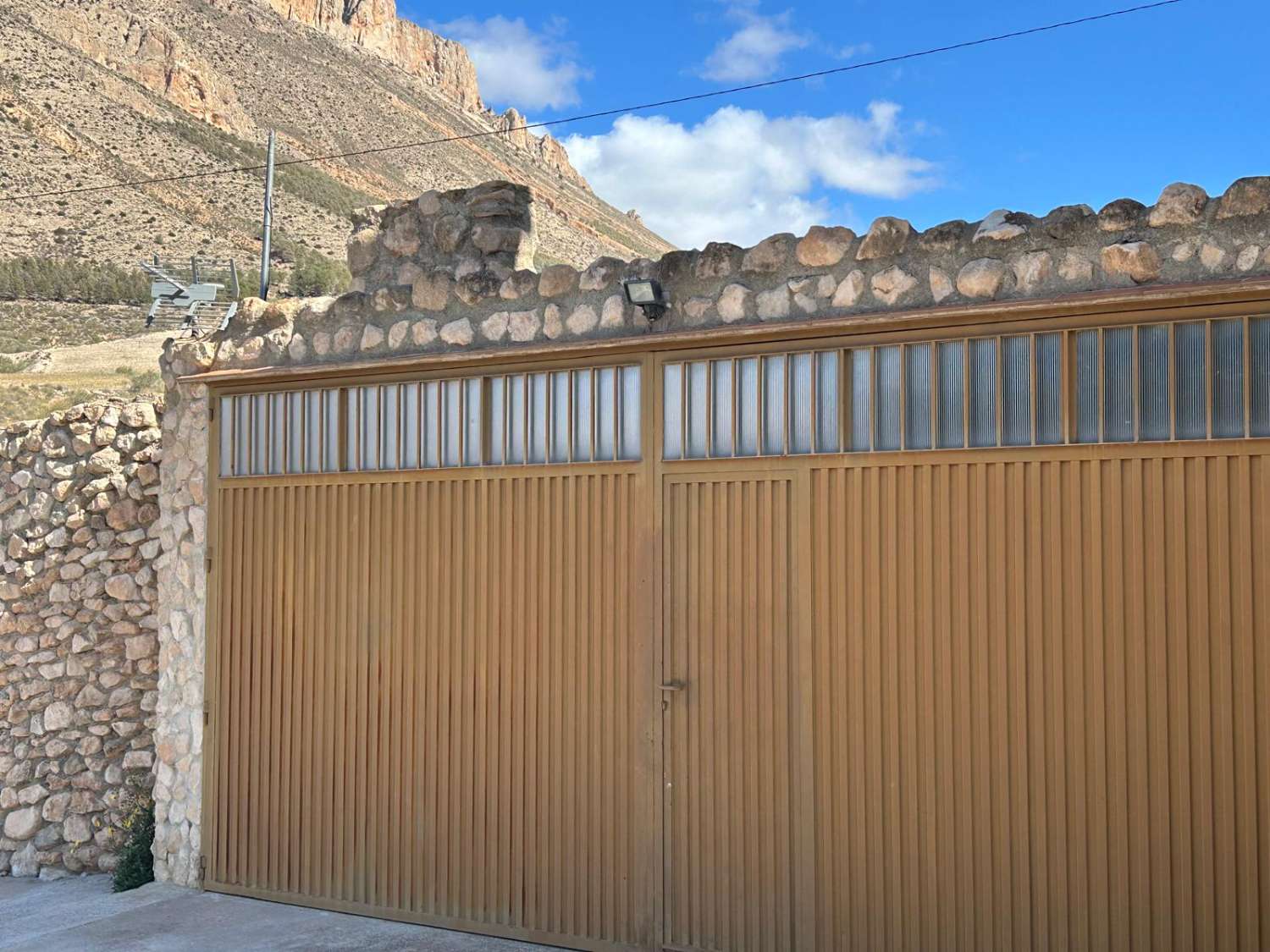 Exquisito cortijo de 7 dormitorios con gran piscina en hermosa ubicación