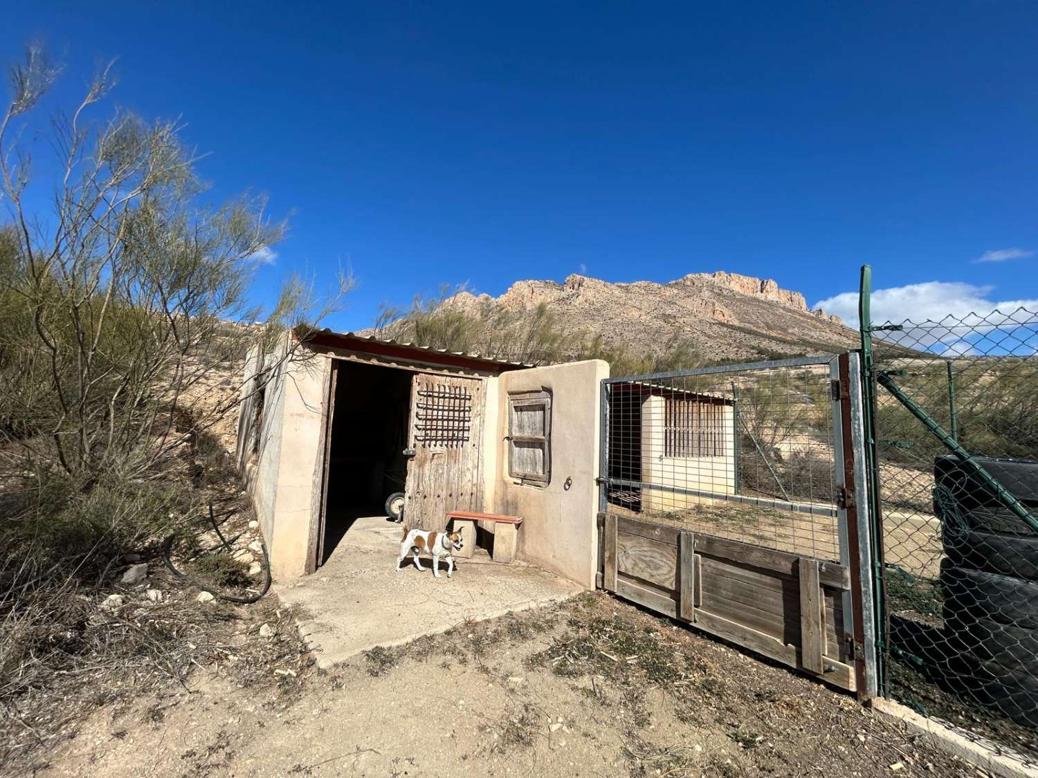 Exquisito cortijo de 7 dormitorios con gran piscina en hermosa ubicación